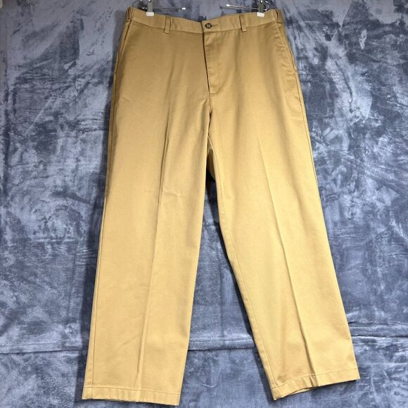 L.L. Bean Men's Natural Fit Comfort Khaki Pants Size 37 x 30 Expandable Waist - Picture 1 of 8